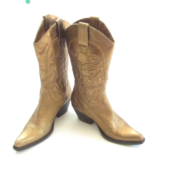 women's gold cowboy boots